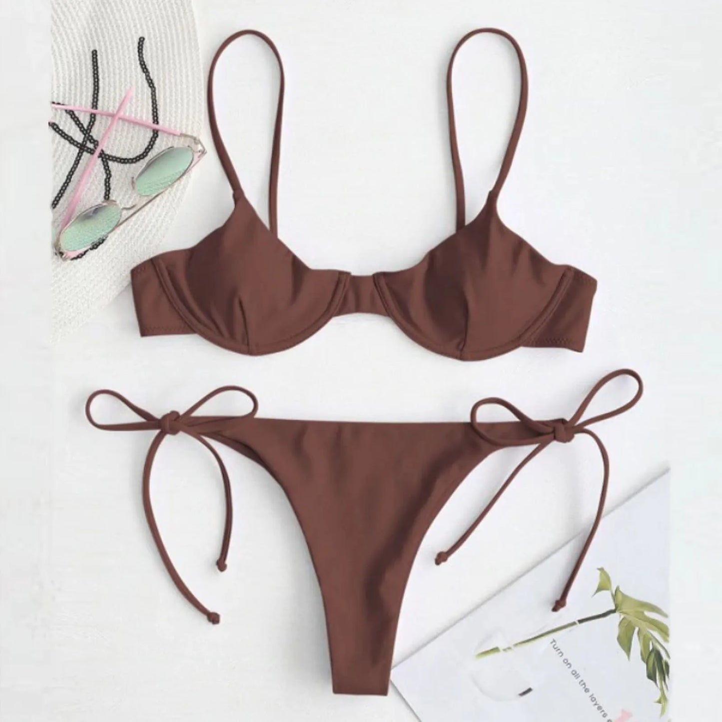 Sexy Bikini-Set (Top mit Spaghettiträgern + Triangel-Tanga)