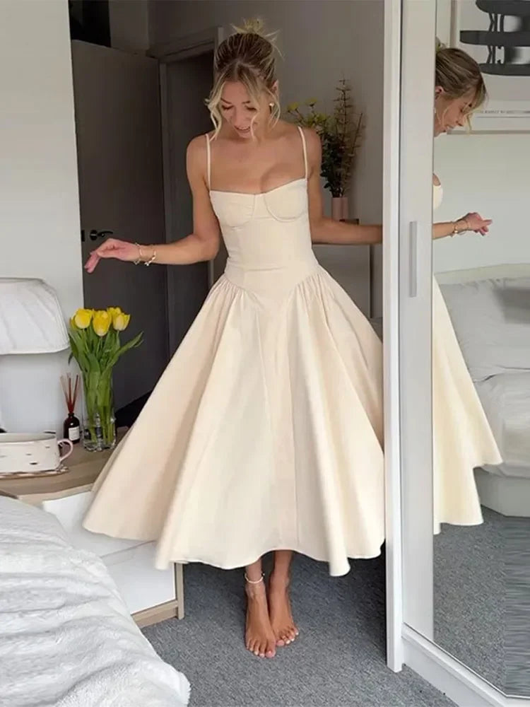 Elegantes ärmelloses rückenfreies Plissee-Midikleid im Retro-Stil