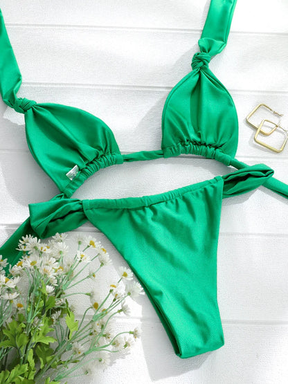 Brasilianischer Push-Up-Bikini mit Triangel-Design zum Binden