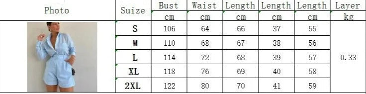 Zweiteiliges Set (Shorts mit elastischem Bund + langärmeliges Hemd)