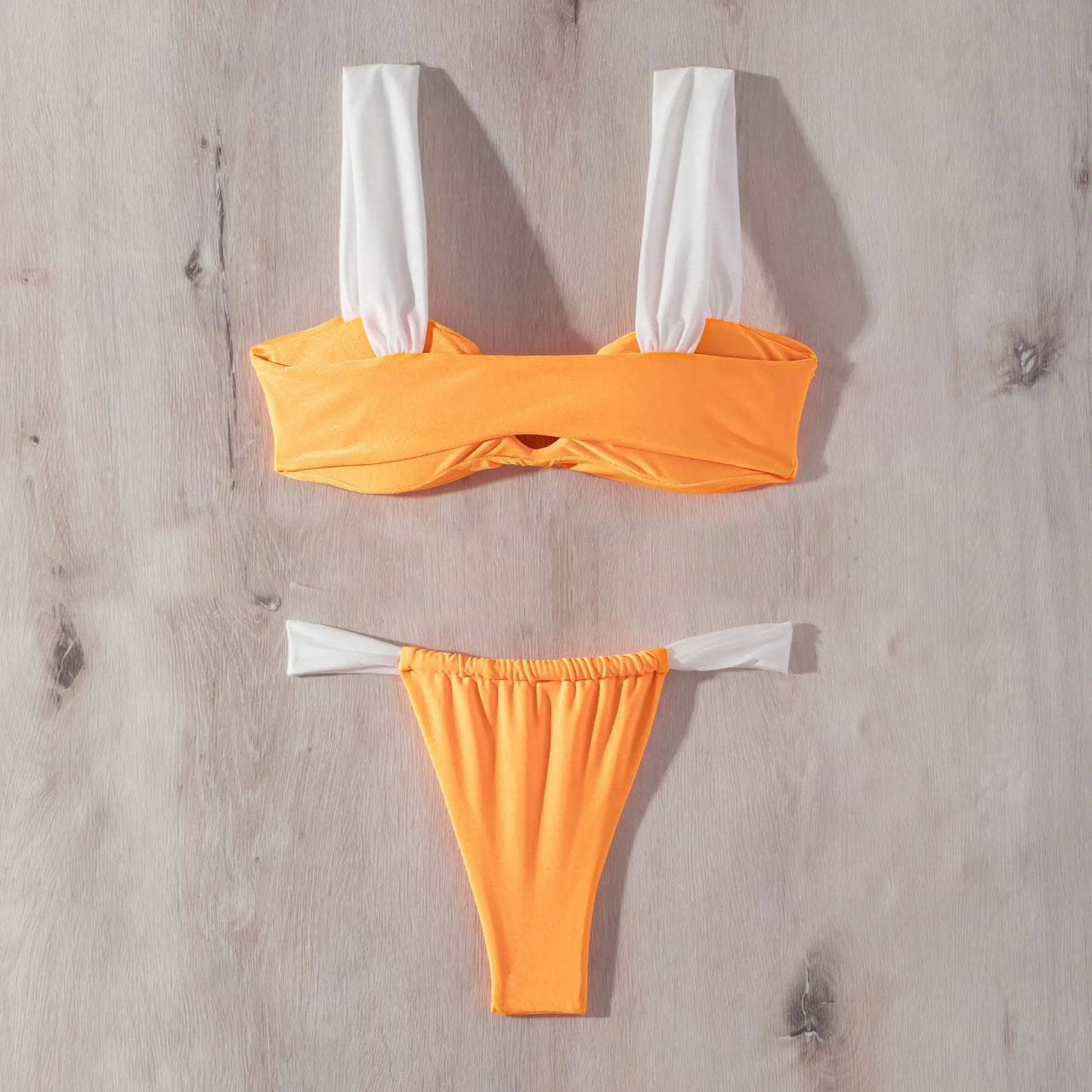 Bikini-Set mit hoher Taille